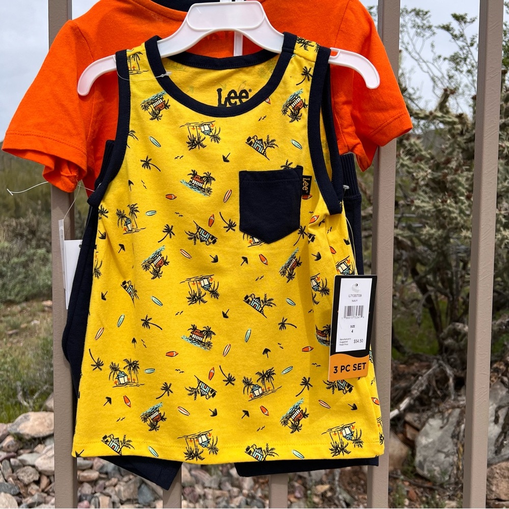 ⬇️Lee NWT 3Pc Boy’s Short Set Size 4 Color Navy, Orange, Yellow